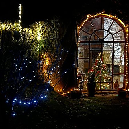 Gite Loustalneve Bourg-de-Visa Exterior foto
